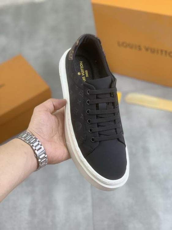 Picture of Louis Vuitton Shoes _SKULVsz38-44mnf050315343